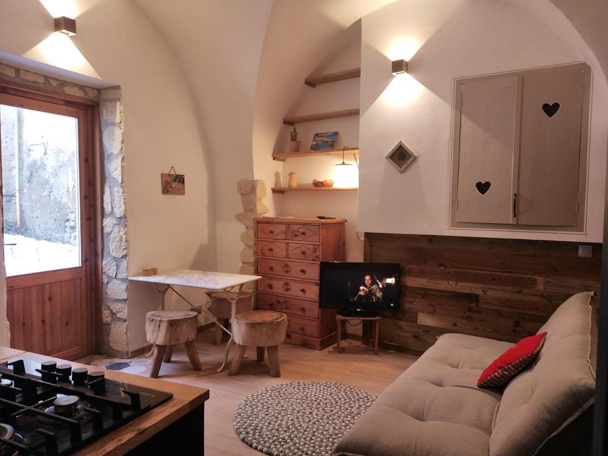Joli Petit Appartement Montagne#Ski#Lac#Netflix# Seyne Dış mekan fotoğraf